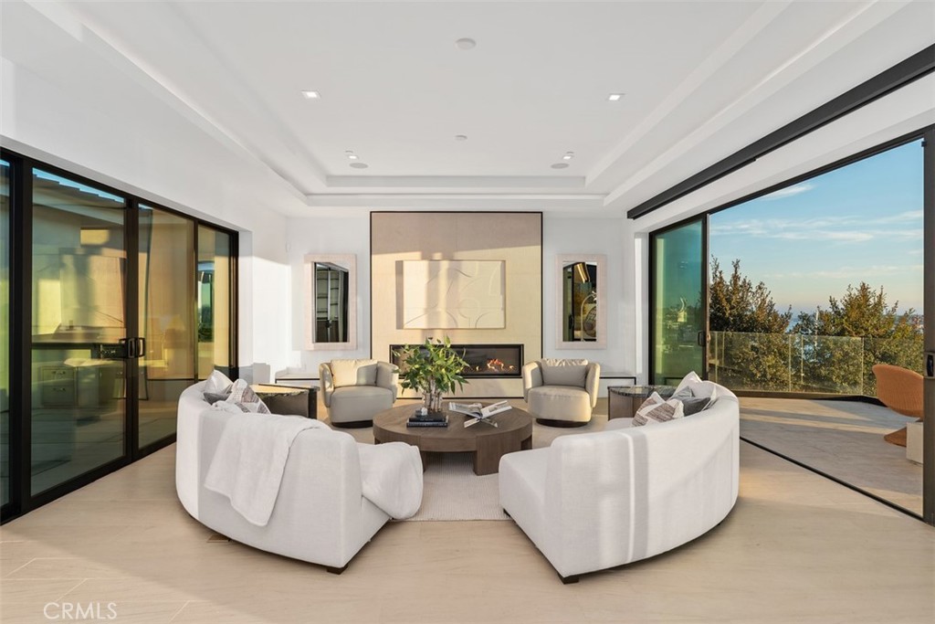 Irvine Terrace (IRVT) - Residential Lease