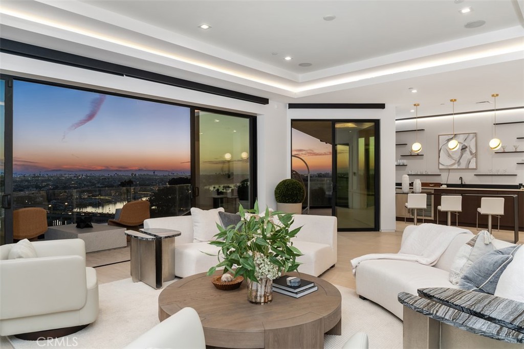 Irvine Terrace (IRVT) - Residential Lease