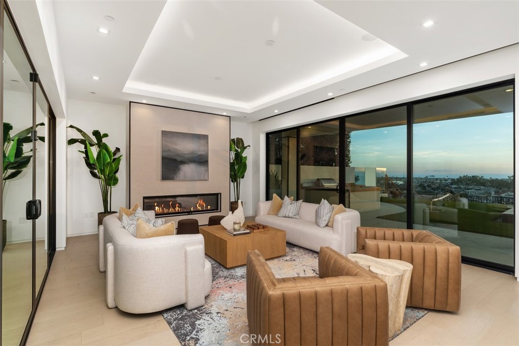 Irvine Terrace (IRVT) - Residential Lease