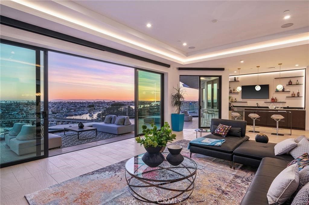 Irvine Terrace (IRVT) - Residential Lease