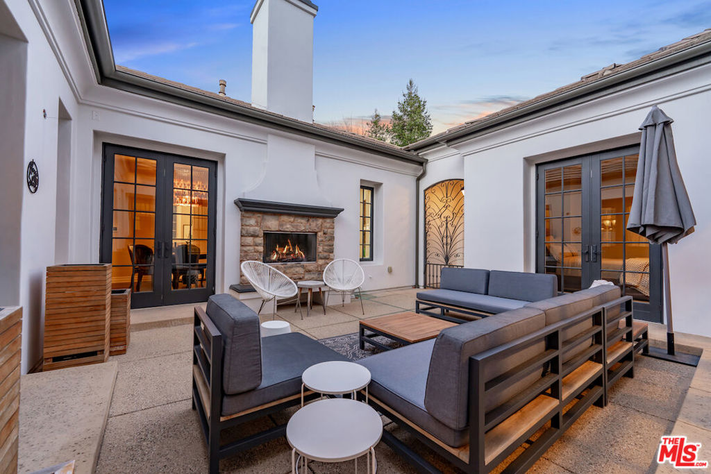 25400 Prado De Las Peras