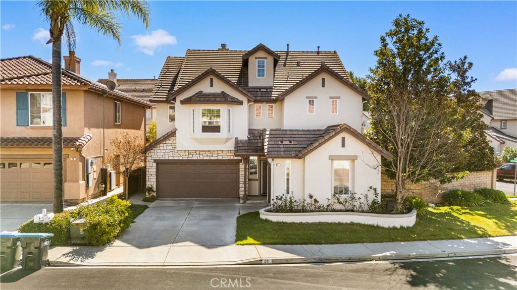 31 Hollyhock Ln