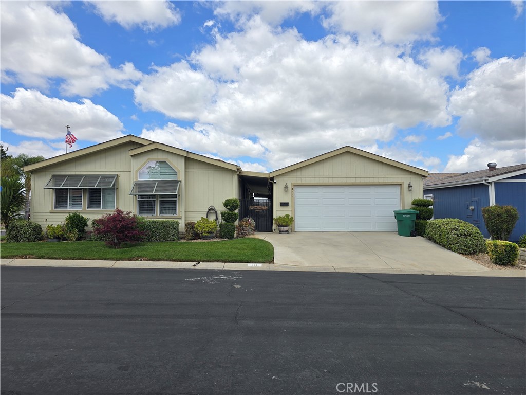 10961 Desert Lawn Drive 433