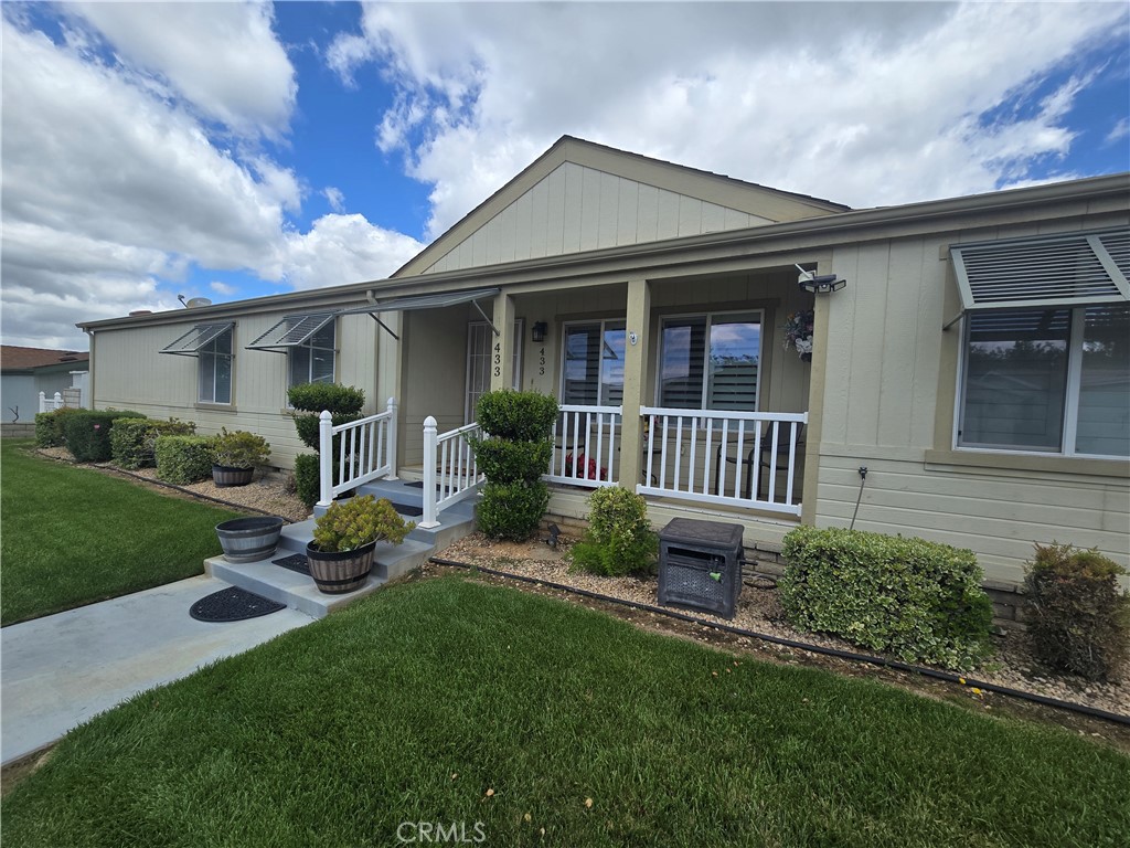 10961 Desert Lawn Drive 433