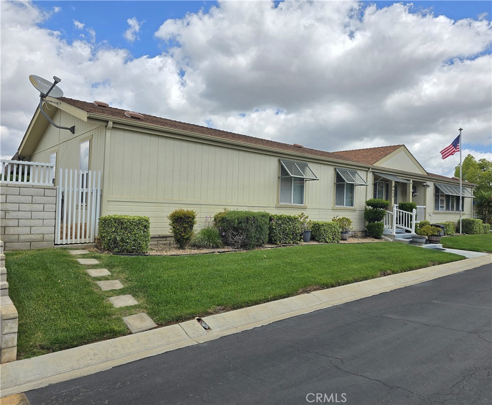 10961 Desert Lawn Drive 433