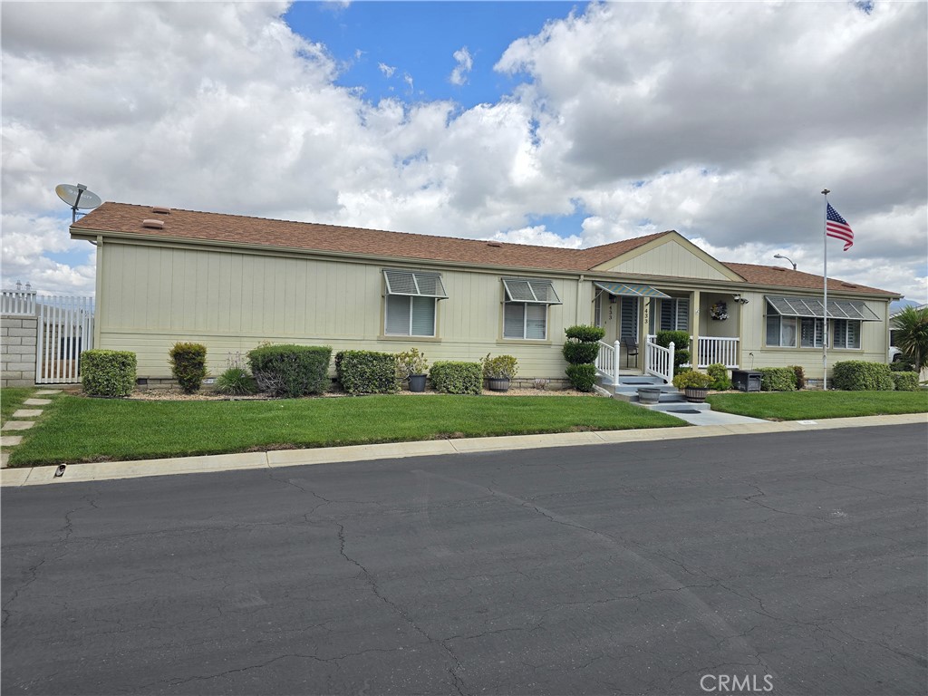 10961 Desert Lawn Drive 433