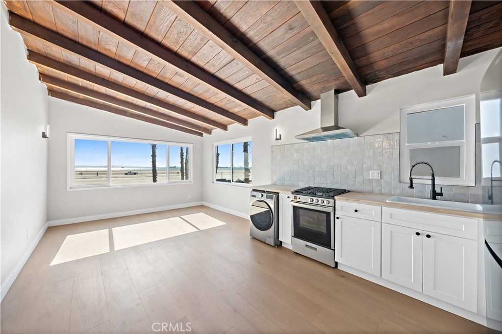 5339 E Ocean