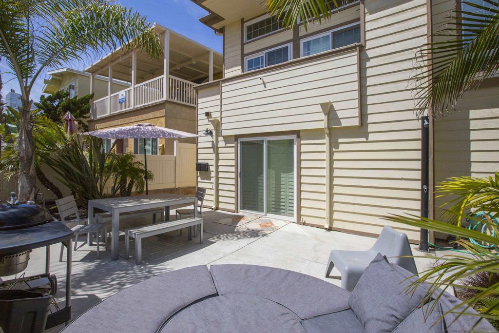 Mission Beach - Residential Income