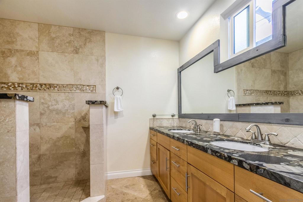 Mission Beach - Residential Income