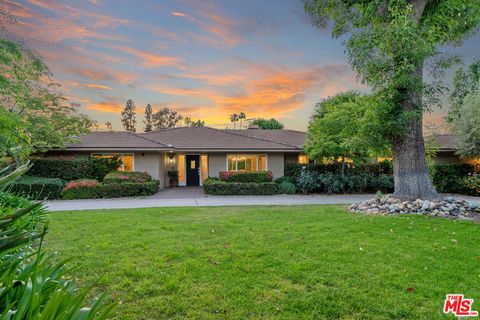 5403 Oakdale Avenue Woodland Hills CA 91364