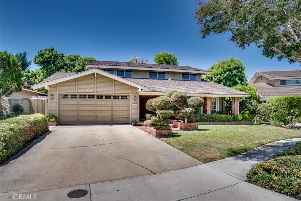 17331 Elsinore