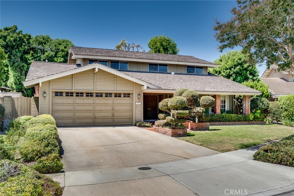 17331 Elsinore