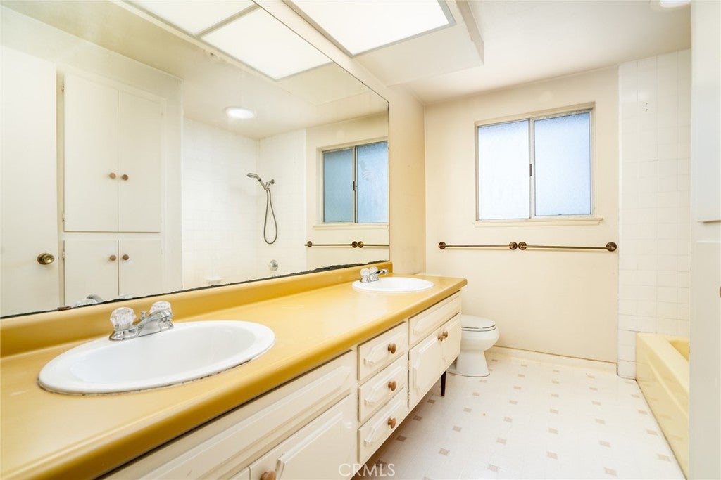 17331 Elsinore, Huntington Beach CA 92647 - Photo 26
