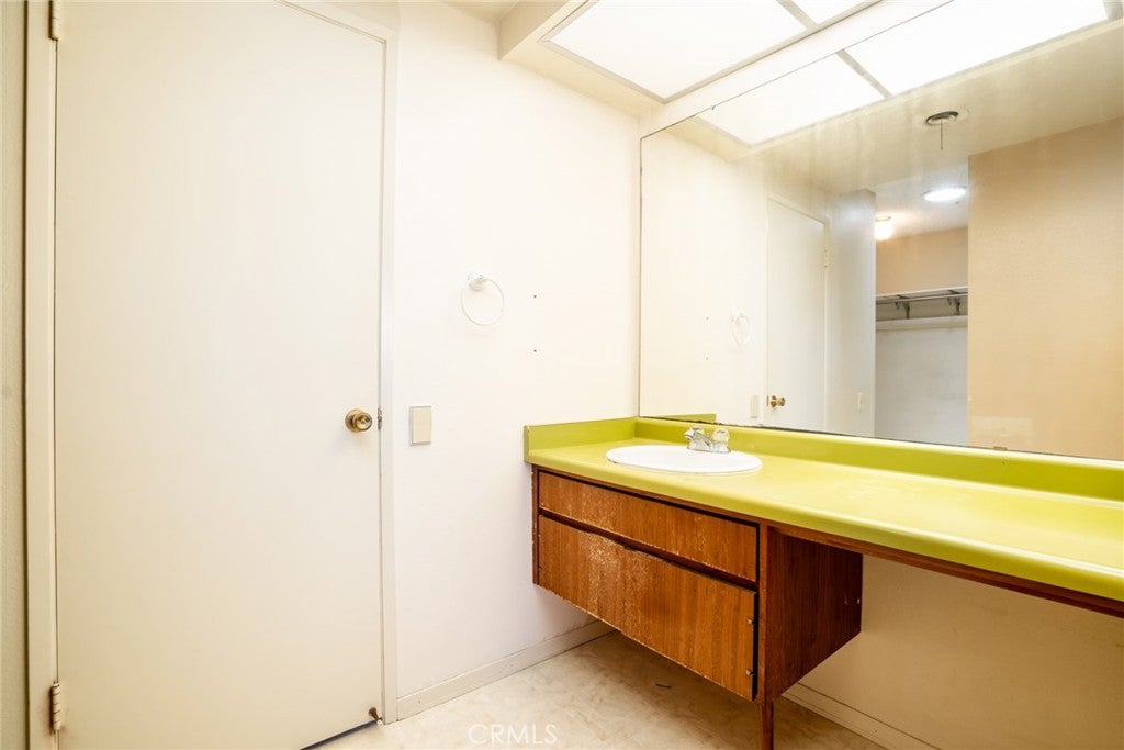17331 Elsinore, Huntington Beach CA 92647 - Photo 28