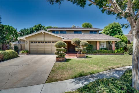 Photo of 17331 Elsinore CIR, Huntington Beach, CA 92647 (MLS # OC26170686)