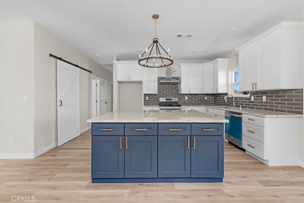 514 Josephine