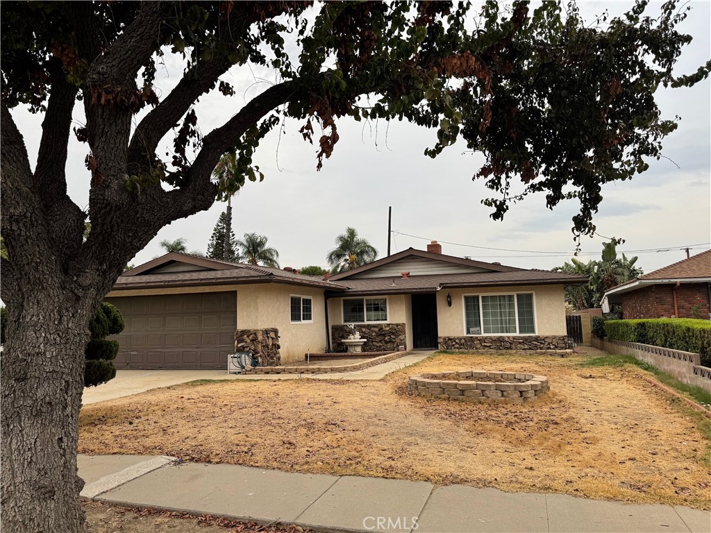 Charming Fontana Home with Endless Potential!
Tucked away on a quiet cul-de-sac street in Fontana, this well-maintained home offers the perfect blend of comfort, opportunity, and value. Whether you’re a first-time buyer searching for a starter home or a growing family ready to make a house your own, this property is packed with potential.
Inside, you’ll find a solid, lovingly cared-for home that’s ready for your personal touch. While some finishes are a bit dated, that’s exactly what makes this an incredible opportunity—imagine updating it with modern upgrades and instantly building equity. At this price point, it’s hard to find a home with so much room to grow in value.The cul-de-sac location adds privacy and peace of mind, making it ideal for family living. With its spacious layout, well-kept condition, and unbeatable potential, this is a home you can truly transform into your dream space.
Don’t miss this chance to own in Fontana and put your vision to work. Homes like this don’t last long—schedule your private tour today!