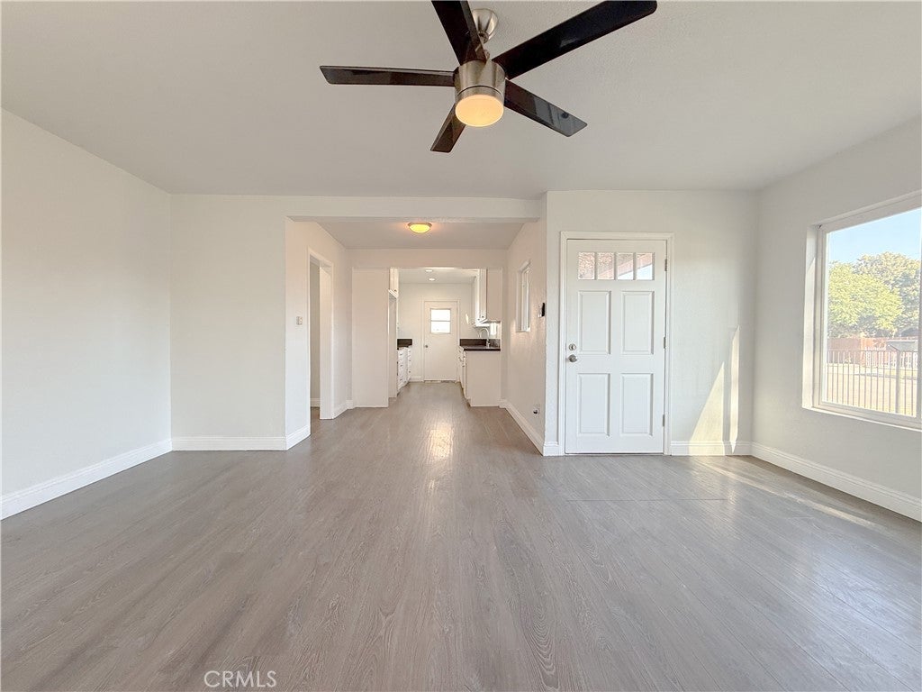 2207 W 132ND