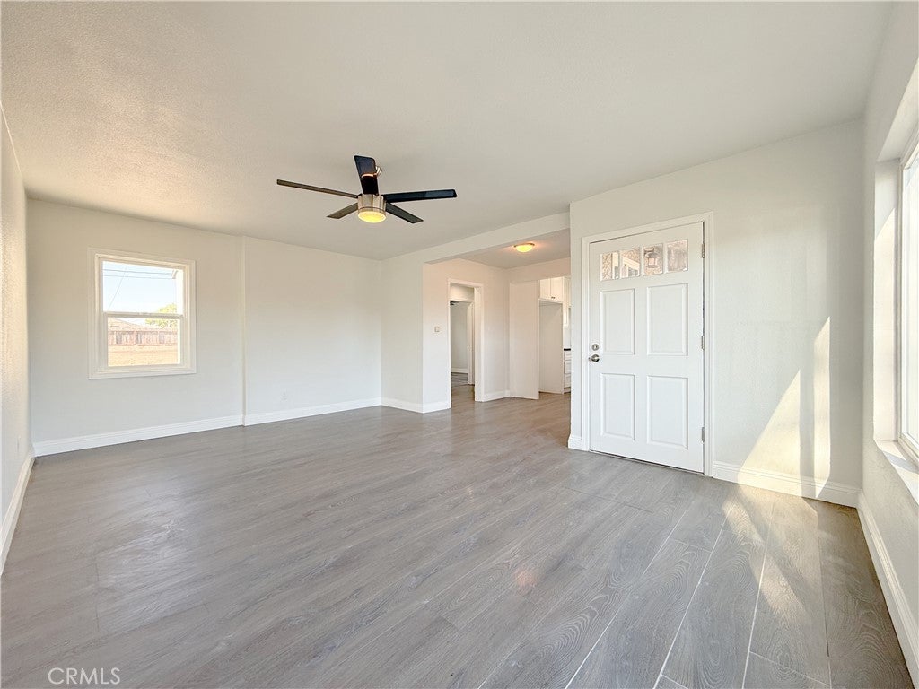 2207 W 132ND