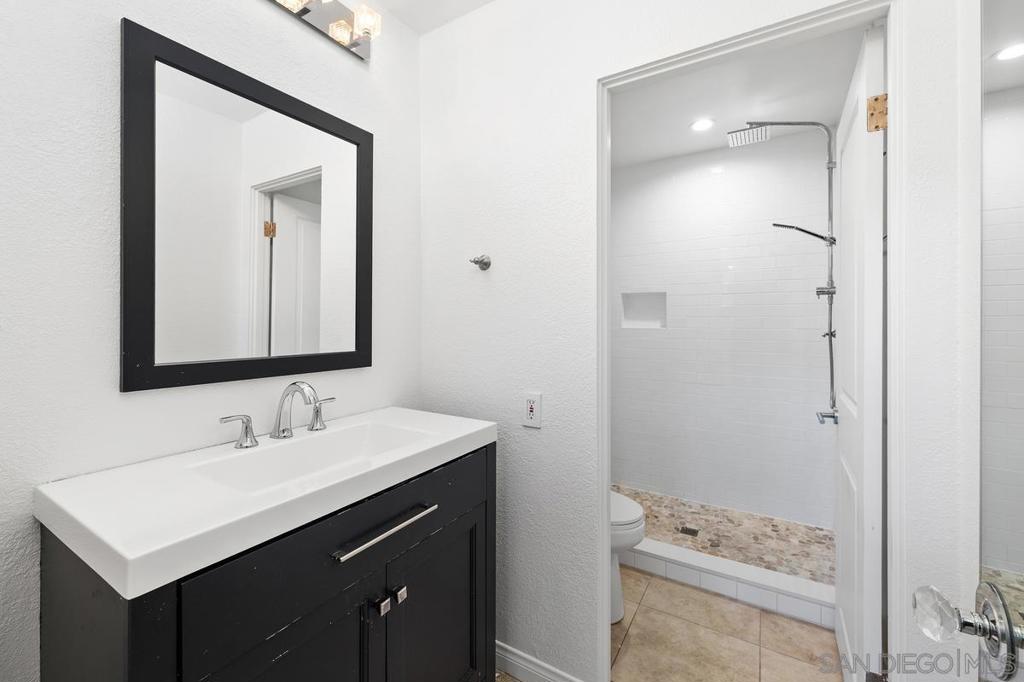 La Costa - Residential