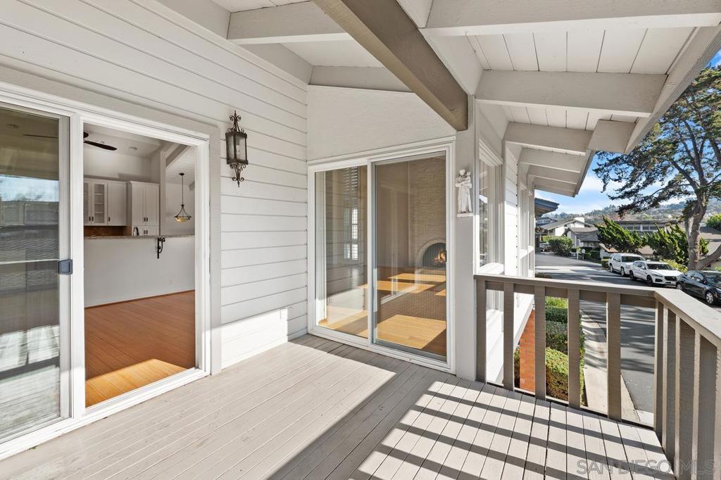 La Costa - Residential