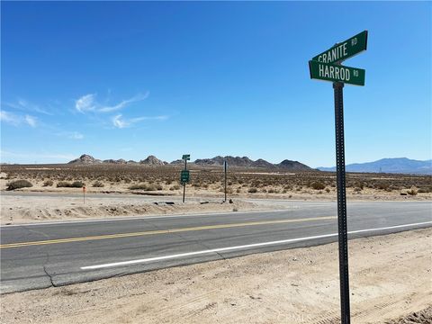Photo of 4521515 Harrod Road, Lucerne Valley, CA 92356 (MLS # WS25054398) Photo of 4521515 Harrod Road, Lucerne Valley, CA 92356 (MLS # WS25054398)