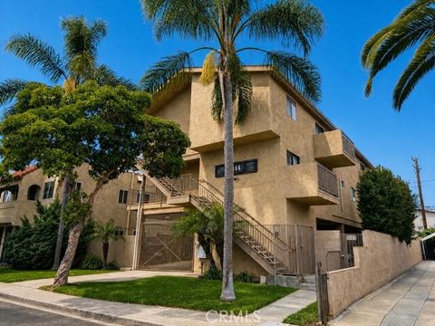 3305 E Ransom #A Long Beach CA 90804
