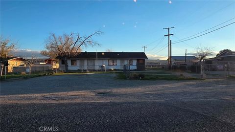 Photo of 27685 Waterman St, Barstow, CA 92311 (MLS # IG26021782)