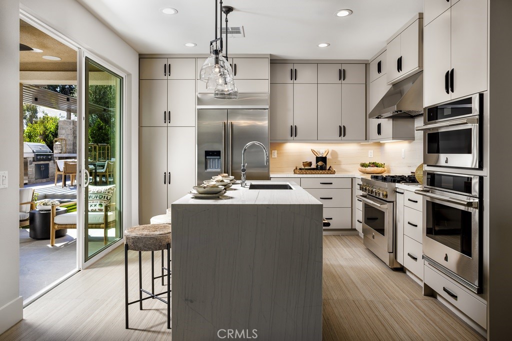 Vista Rose - Residential