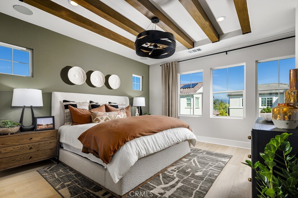 Vista Rose - Residential
