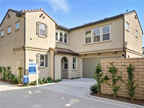 582 McFadden Street Placentia CA 92870