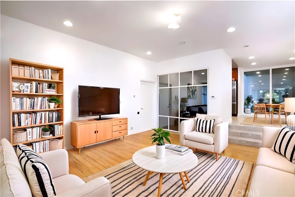 Properties 3 3625 Fredonia Drive 4