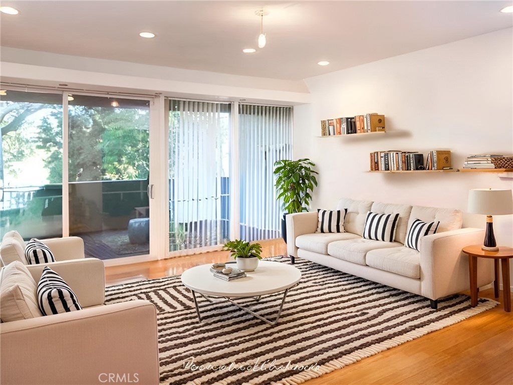 Properties 4 3625 Fredonia Drive 4