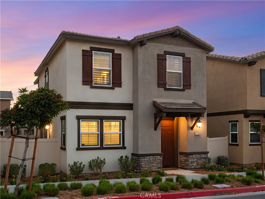 Court-Side at Vista Canyon – Where Lifestyle Meets Luxury. Step into this stunning 3 bed, 3 bath, 1,424 sq ft single-family home built in 2022, perfectly positioned kiddy-corner to three brand-new pickleball courts, tennis courts, and a huge basketball court with 6 hoops. As part of the sought-after Vista Canyon community, you’ll also enjoy resort-style amenities including a pool, spa, park, and clubhouse. Inside, the home boasts white peppercorn quartz countertops, upgraded dovetail soft-close maple cabinets, recessed lighting, and an upgraded walk-in shower. The 9 owned solar panels provide nearly $0 electricity bills, and the tankless water heater ensures endless hot water. The backyard is fully paved for low maintenance living, while triple-pane windows keep things quiet and energy-efficient. Tech lovers will appreciate the smart front door lock, smart thermostat, and Ring doorbell for convenience and security. Parking is a breeze with the attached 2-car garage and abundance of public parking. Located just 5 minutes from the 14 freeway, In-N-Out, Sprouts, Vons, shopping centers, gyms, and award-winning Sulphur Springs & Mitchell Elementary Schools, this home delivers the perfect blend of modern comfort and unbeatable convenience.
Don’t miss your chance to live Court-Side—schedule your private tour today!