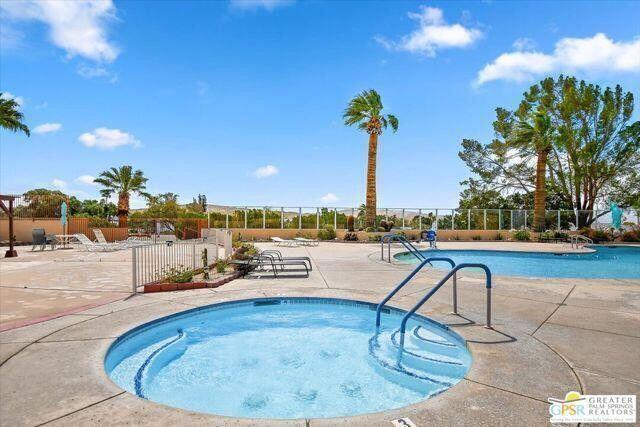 Desert Crest CC - Manufactured In Park