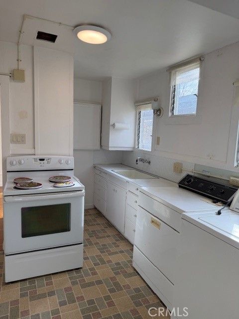 Tiny photo for 1545 Park Street St, Paso Robles, CA 93446 (MLS # NS26013926)