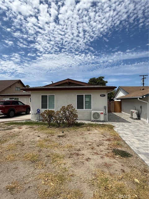 Photo of 9011 Oneida, Sun Valley, CA 91352 (MLS # GD26160350)