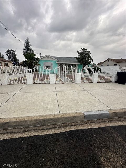 Photo of 14828 Rosemary Drive, Fontana, CA 92335 (MLS # DW25266069)