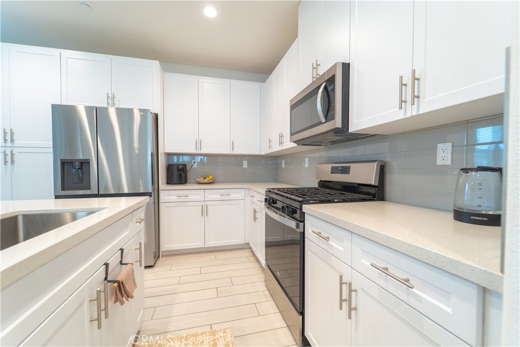 16040 Parkhouse Drive 1