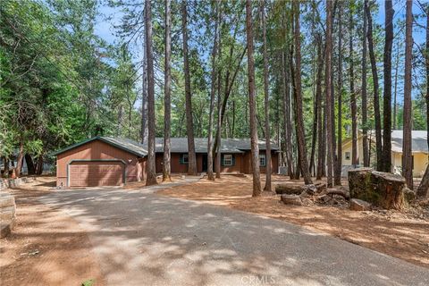 Photo of 6337 Amherst Way, Magalia, CA 95954 (MLS # PV26126368)