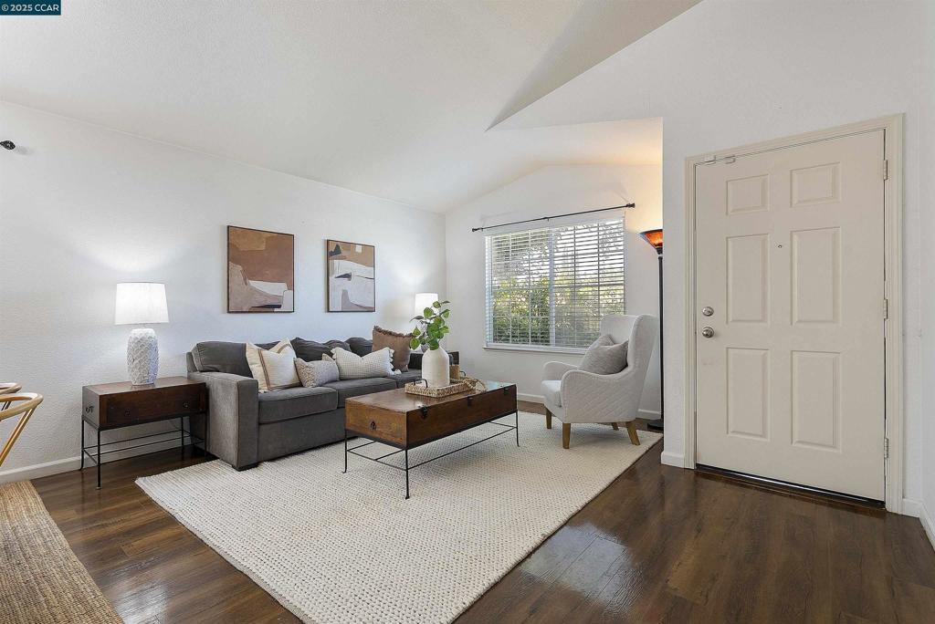 5176 Tehachapi Way