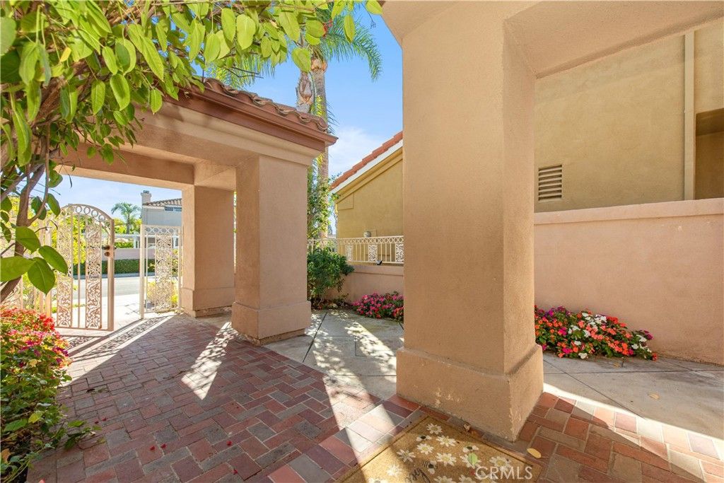 Photo of 8 Alcira, Irvine, CA 92614 (MLS # OC26035873)