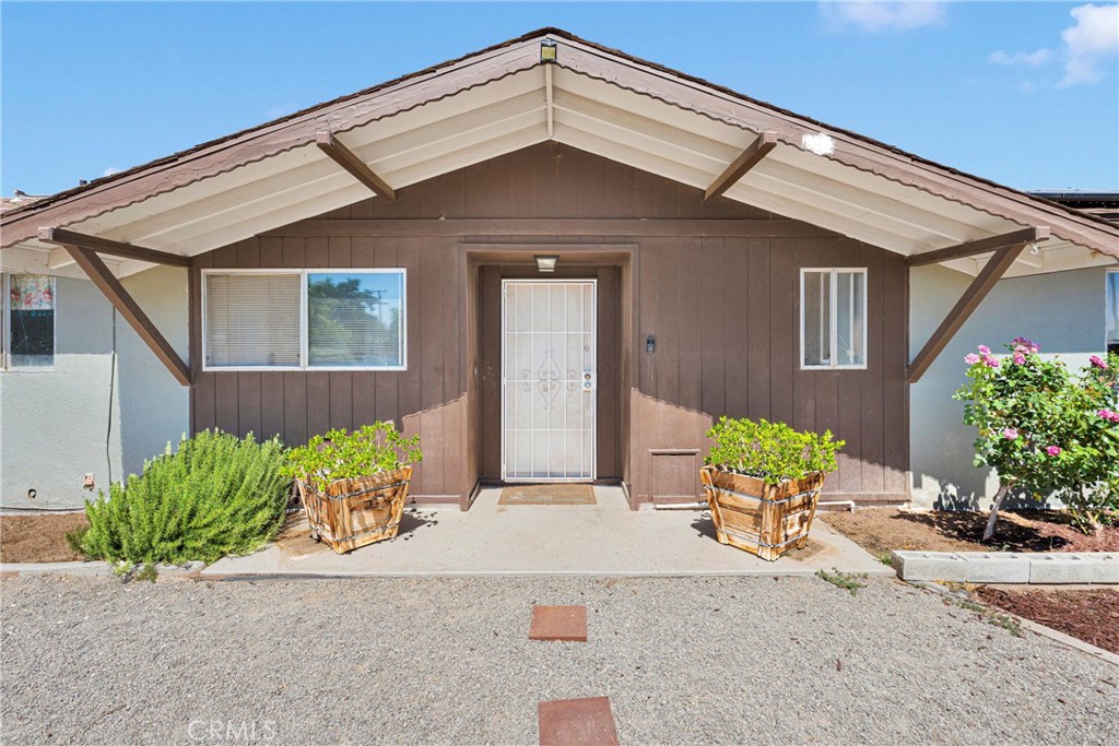 Charming single-story home in the heart of Hesperia, perfectly blending comfort and potential. This well-maintained residence offers 2 spacious bedrooms, 2 bathrooms, granite countertops, and a versatile bonus room—ideal for small families or first-time buyers. Enjoy a welcoming covered front porch, an attached one-car garage, a detached backyard garage, and a large driveway with ample parking. Tankless water heater. Rayne whole-house water softener. Low monthly solar lease payment. The seller has not had an electricity bill since they purchased the system.
Set on an expansive lot with plenty of space for outdoor activities, gardening, or future expansion. Solar panels enhance energy efficiency and reduce utility costs. Nestled in a quiet neighborhood, the home provides easy access to local amenities, schools, and major roadways.
Centrally located within walking distance to Hesperia City Hall, Civic Plaza Movie Theater, schools, and freeway access.
Don’t miss this affordable Hesperia gem with great curb appeal and endless possibilities!