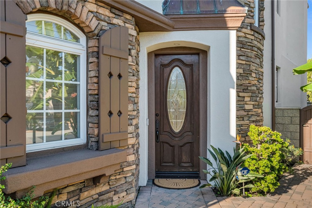 105 Kingfisher Court