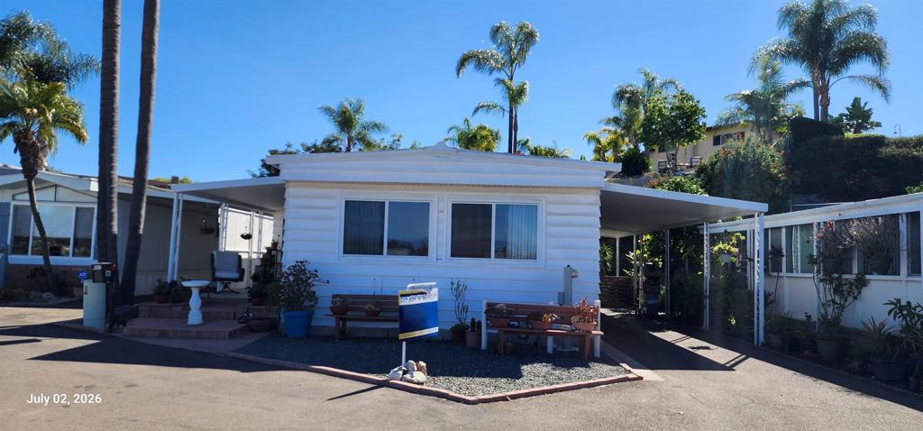 245 W Bobier Drive 06