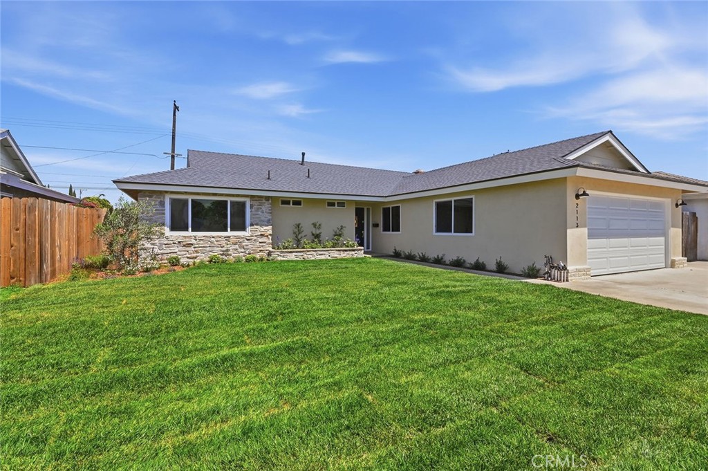 2113 S Forest