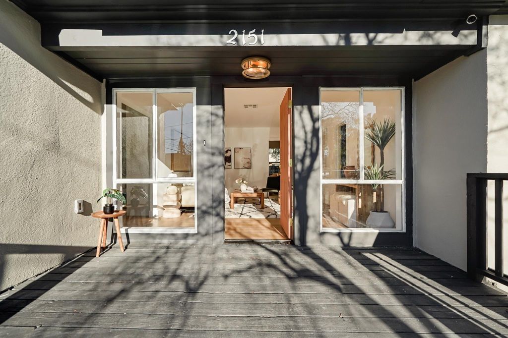 Photo of 2151 Santa Rita St St, Oakland, CA 94601 (MLS # 41121034)