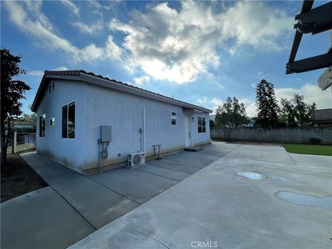 Photo of 530 Bellows Court, Diamond Bar, CA 91765 (MLS # TR26040401)