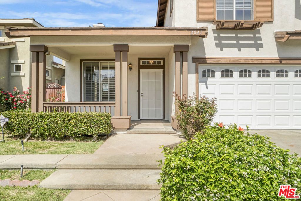 Photo of 2041 Saint Andrews Way, Hawthorne, CA 90250 (MLS # 26660797)