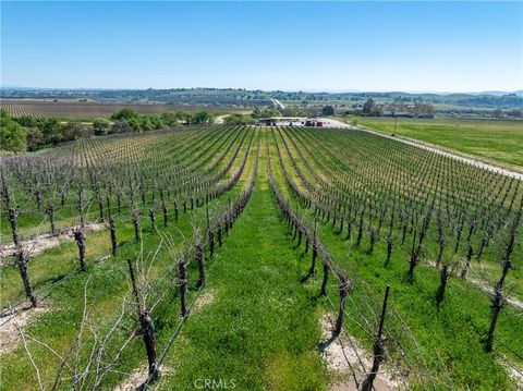 Tiny photo for 7310 Estrella Road Rd, San Miguel, CA 93451 (MLS # NS26058640)